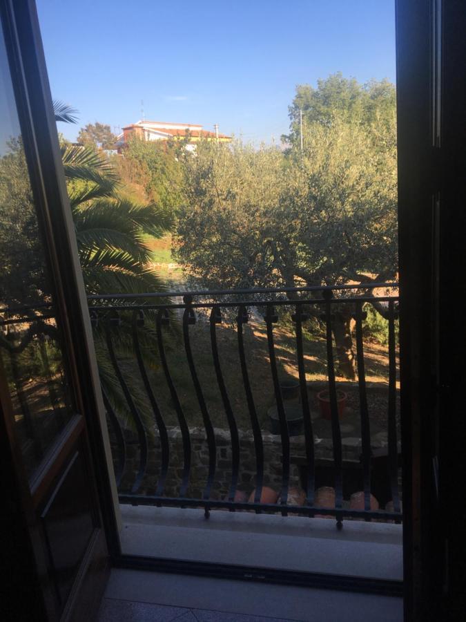 La Ginestra Hotel Castel San Lorenzo Kültér fotó