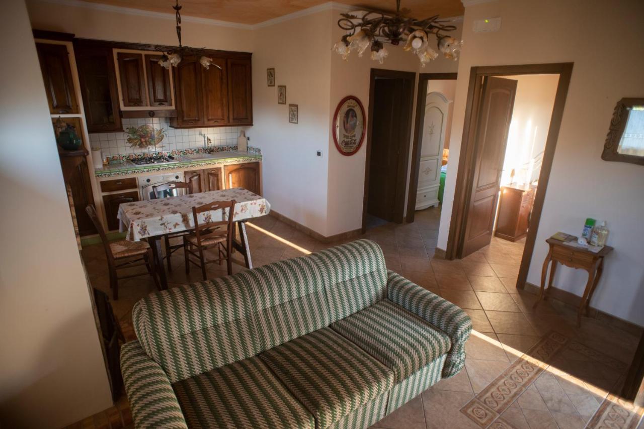 La Ginestra Hotel Castel San Lorenzo Kültér fotó