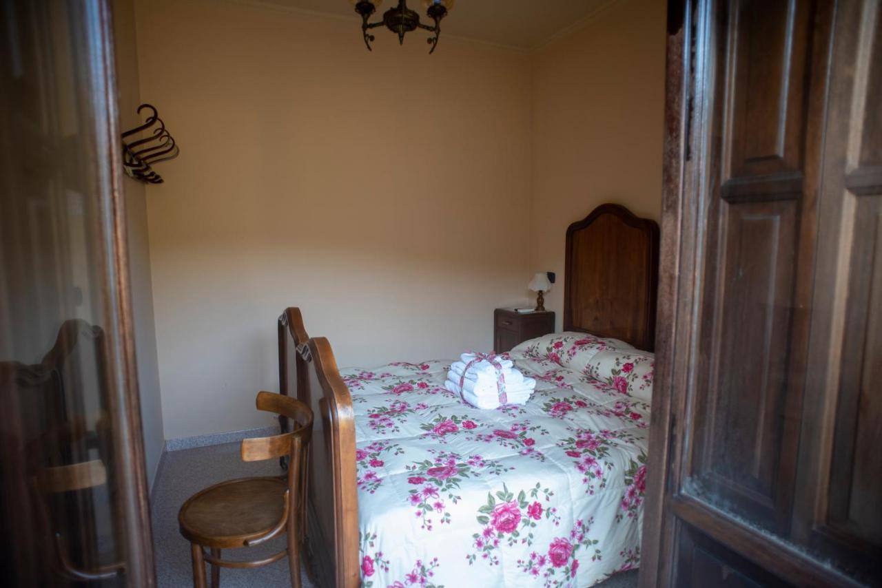 La Ginestra Hotel Castel San Lorenzo Kültér fotó