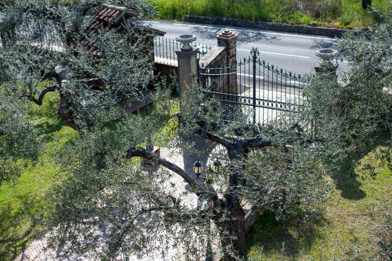La Ginestra Hotel Castel San Lorenzo Kültér fotó