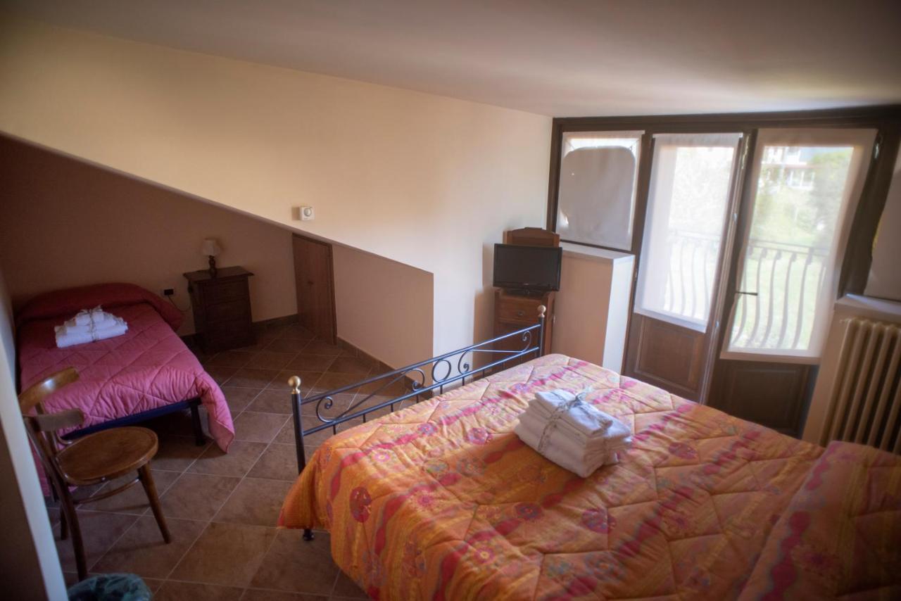 La Ginestra Hotel Castel San Lorenzo Kültér fotó