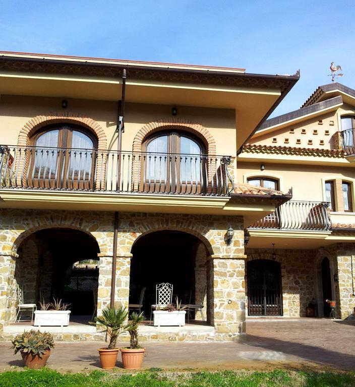 La Ginestra Hotel Castel San Lorenzo Kültér fotó