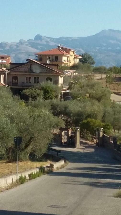 La Ginestra Hotel Castel San Lorenzo Kültér fotó