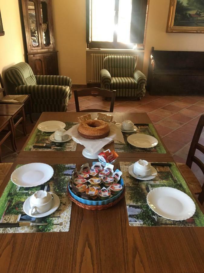 La Ginestra Hotel Castel San Lorenzo Kültér fotó